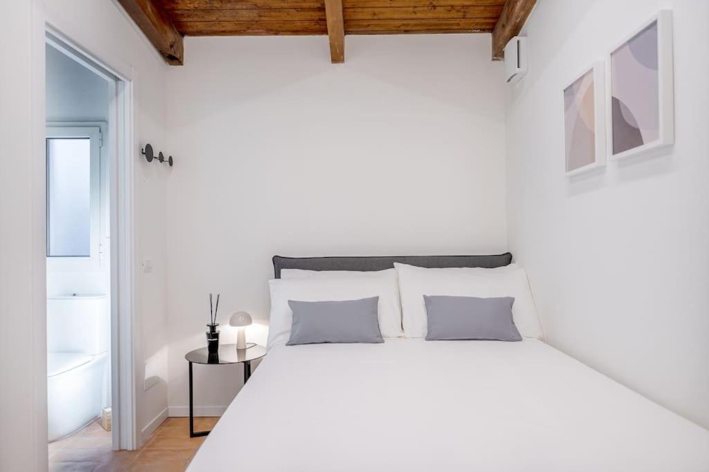 Residenza Mercanti - City Center - Lovely Maison Торино Екстериор снимка